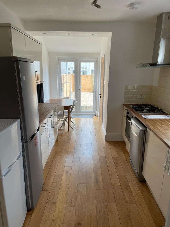 Room In Gloucester Road 4 Bristol Exterior photo